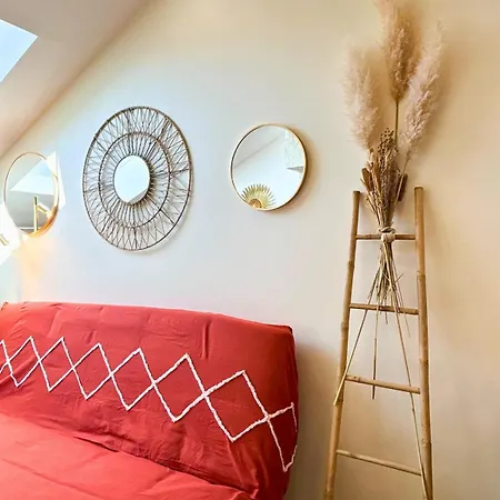 Sous Les Toits De La Digue