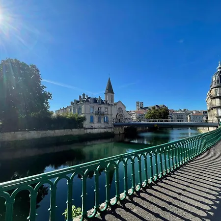 Apartment Sous Les Toits De La Digue *